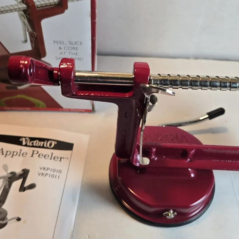 Apple Peeler by VICTORIO Peeler/Slicer -StrongSuction Base Red In Original Box